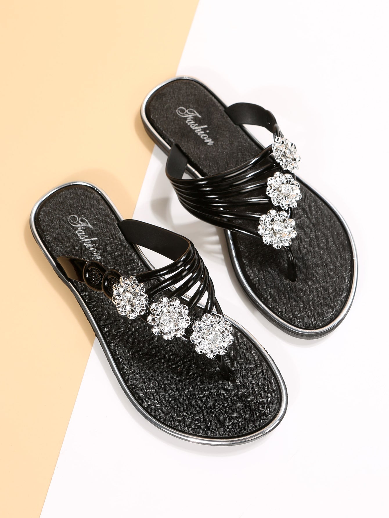 Thong Metallic Rhinestone & Flower Decor PVC Toe Post Flat Sandals