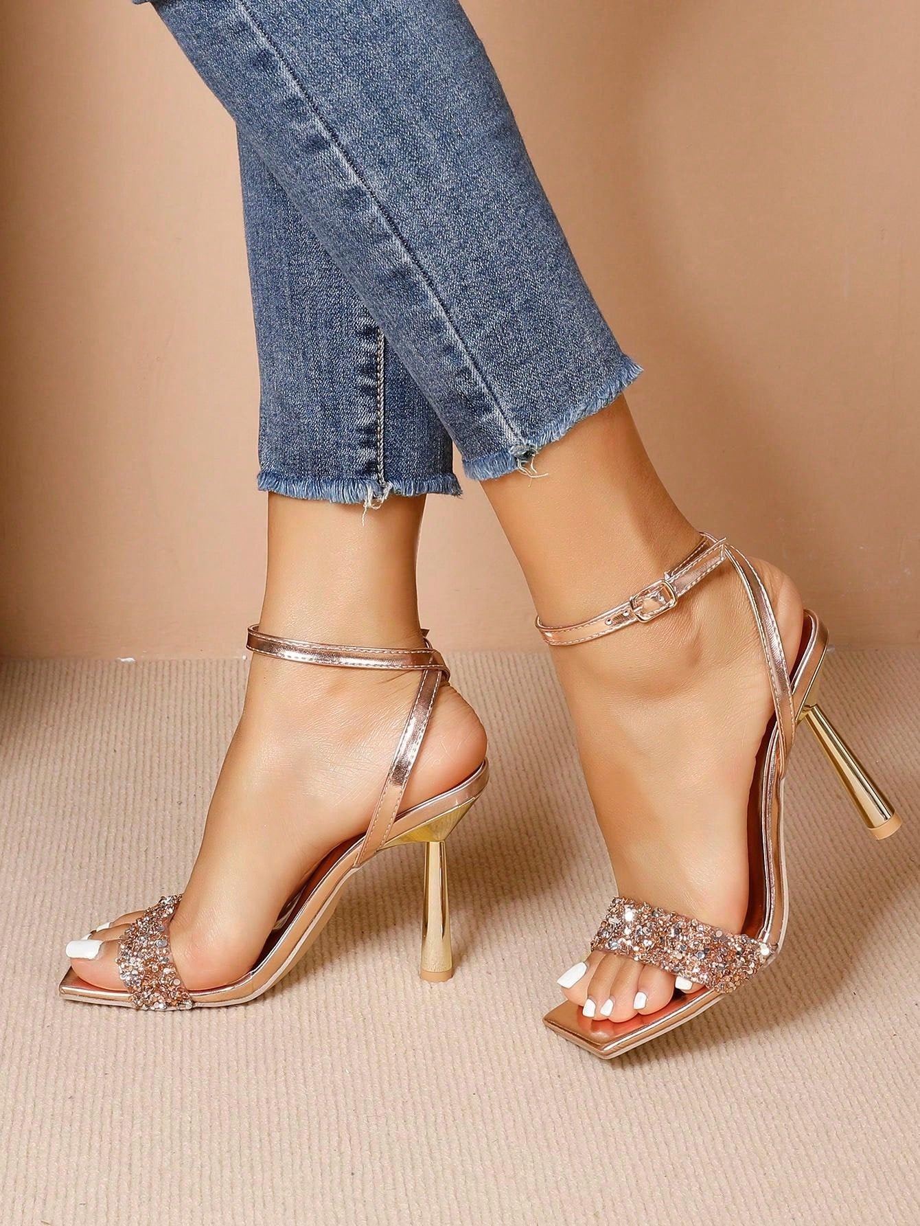 High Heel Women's Sandals With Sparkling Rhinestone Decoration