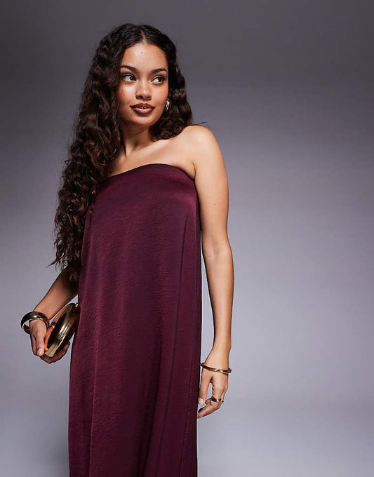 https://images.asos-media.com/products/asos-design-petite-bandeau-trapeze-satin-maxi-dress-in-burgundy/208424458-2?$n_750w$&wid=750&fit=constrain