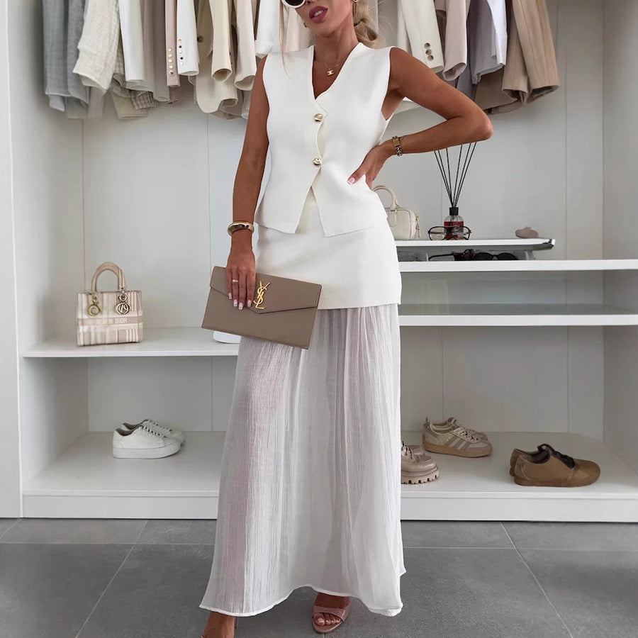 Sleeveless V-Neck Vest Set with Loose Tulle Skirt Set