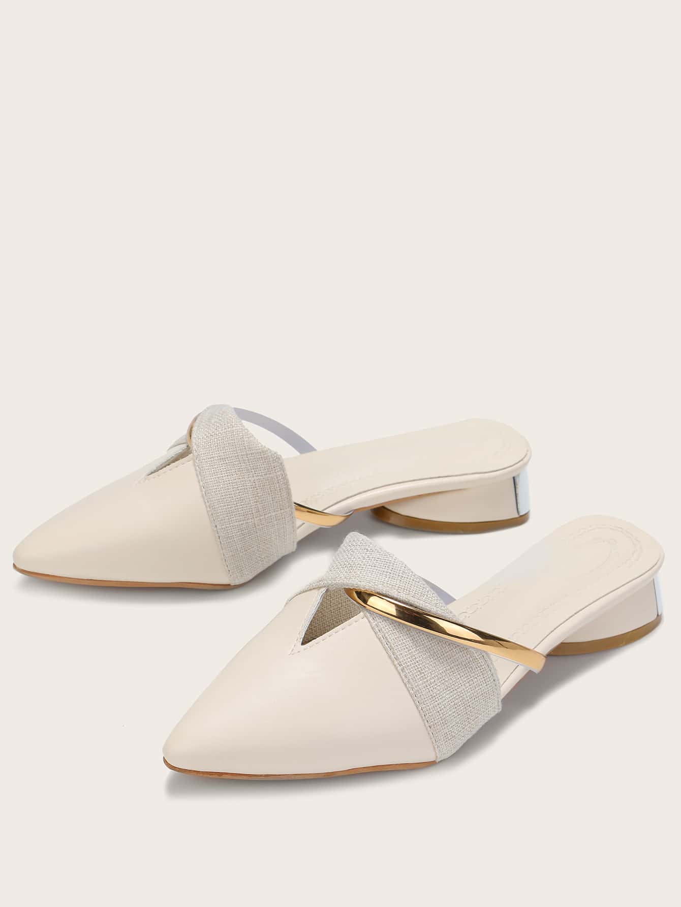 Point Toe Twist Flat Mules