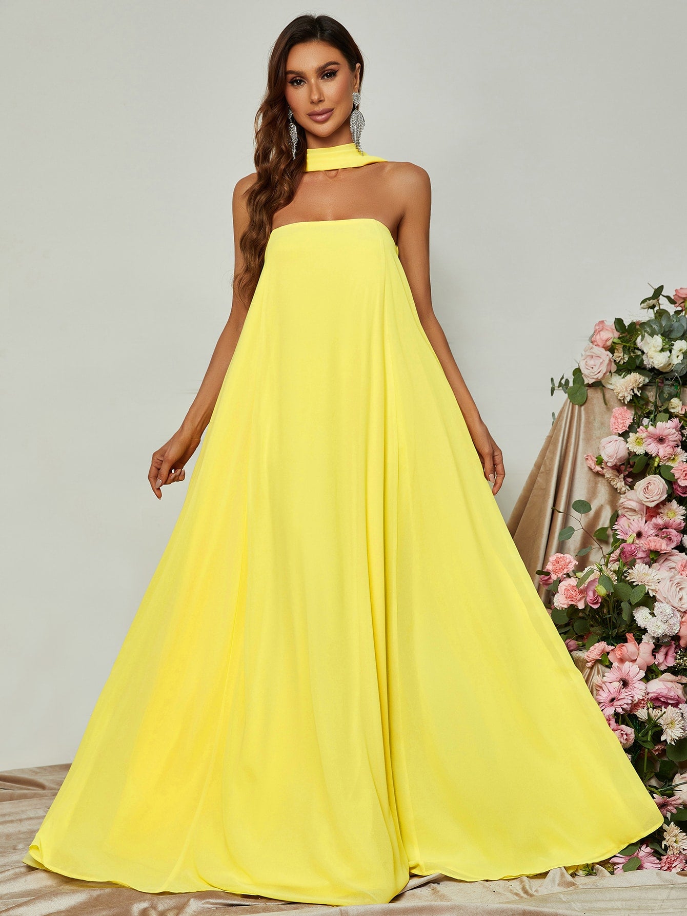 Choker Neck Backless Maxi Formal Dress