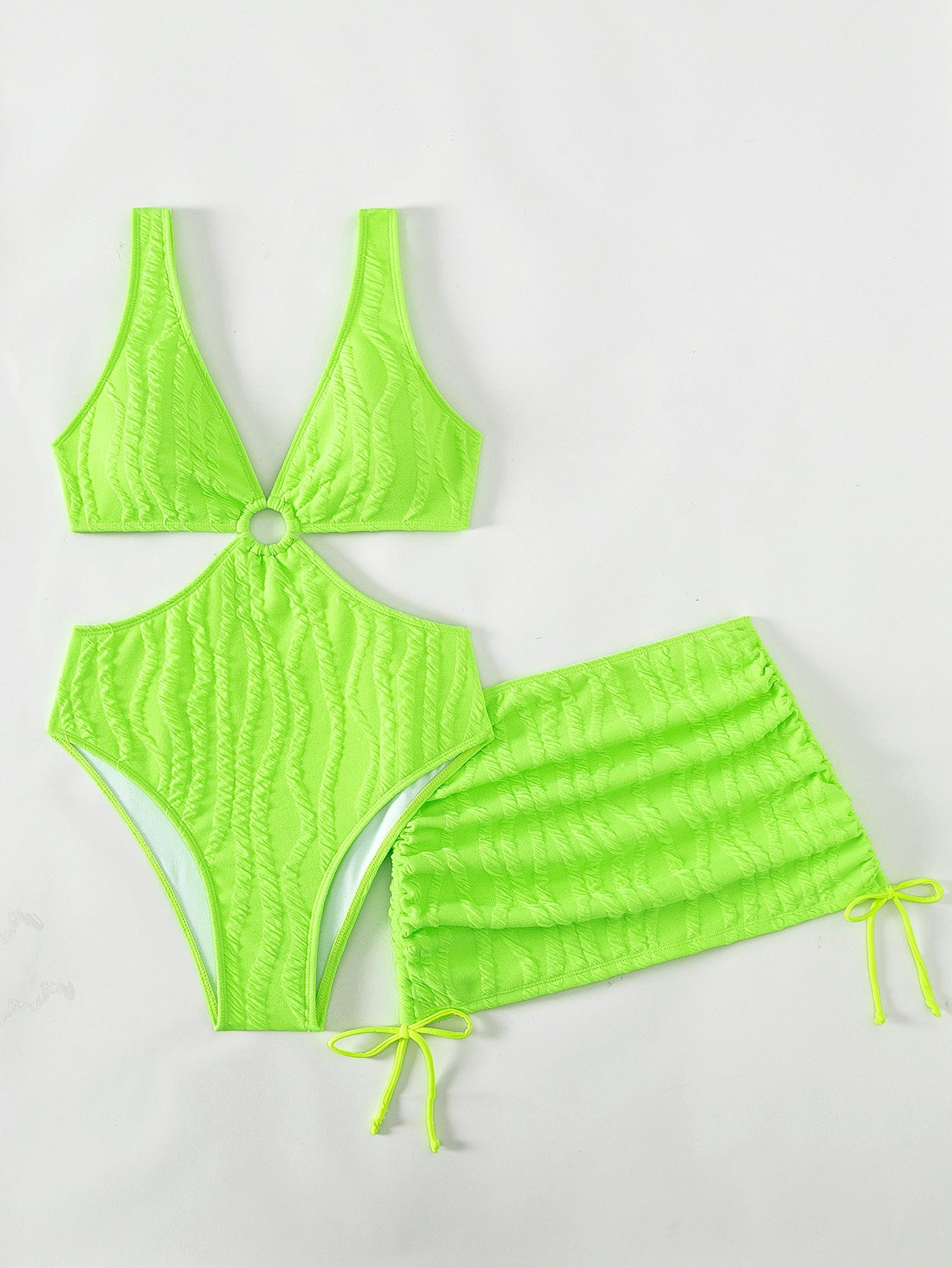 Plain Ring Linked One Piece Swimsuit With Beach Skirt