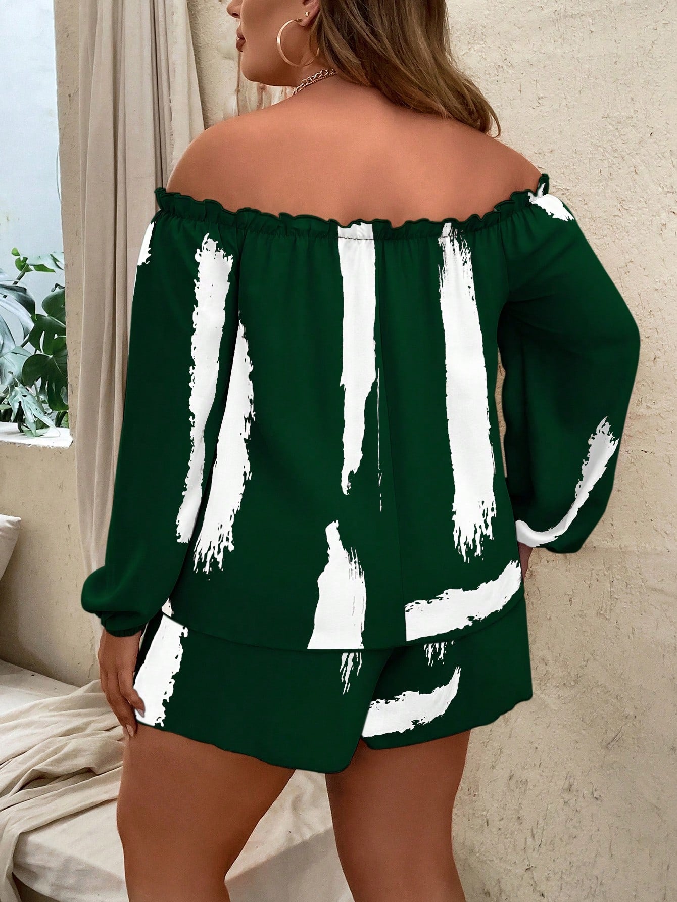 Plus Brush Print Off Shoulder Lantern Sleeve Top Shorts