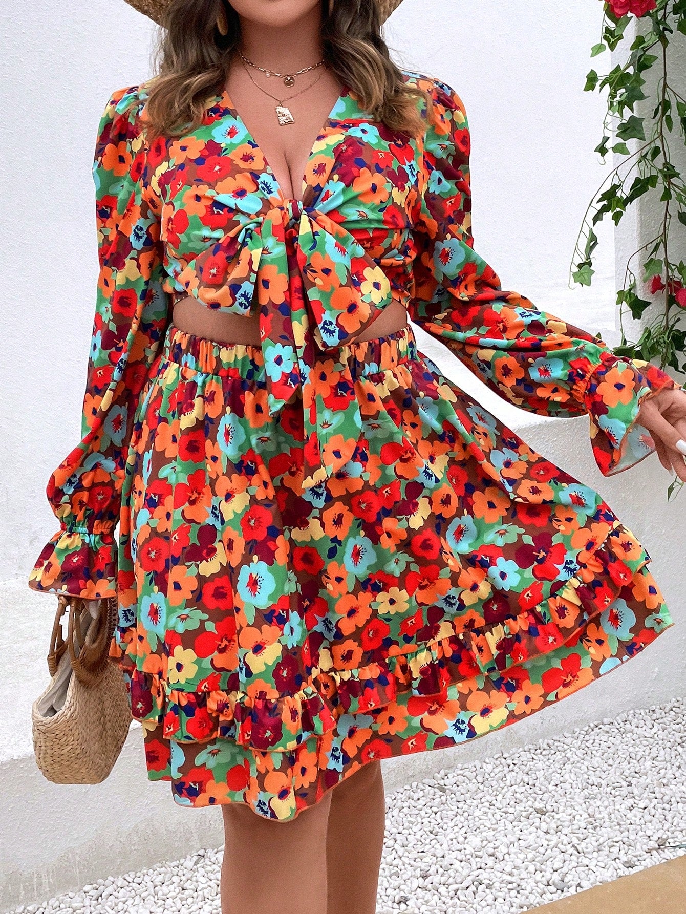 Plus All Over Floral Print Flounce Sleeve Knot Front Crop Top Ruffle Hem Skirt