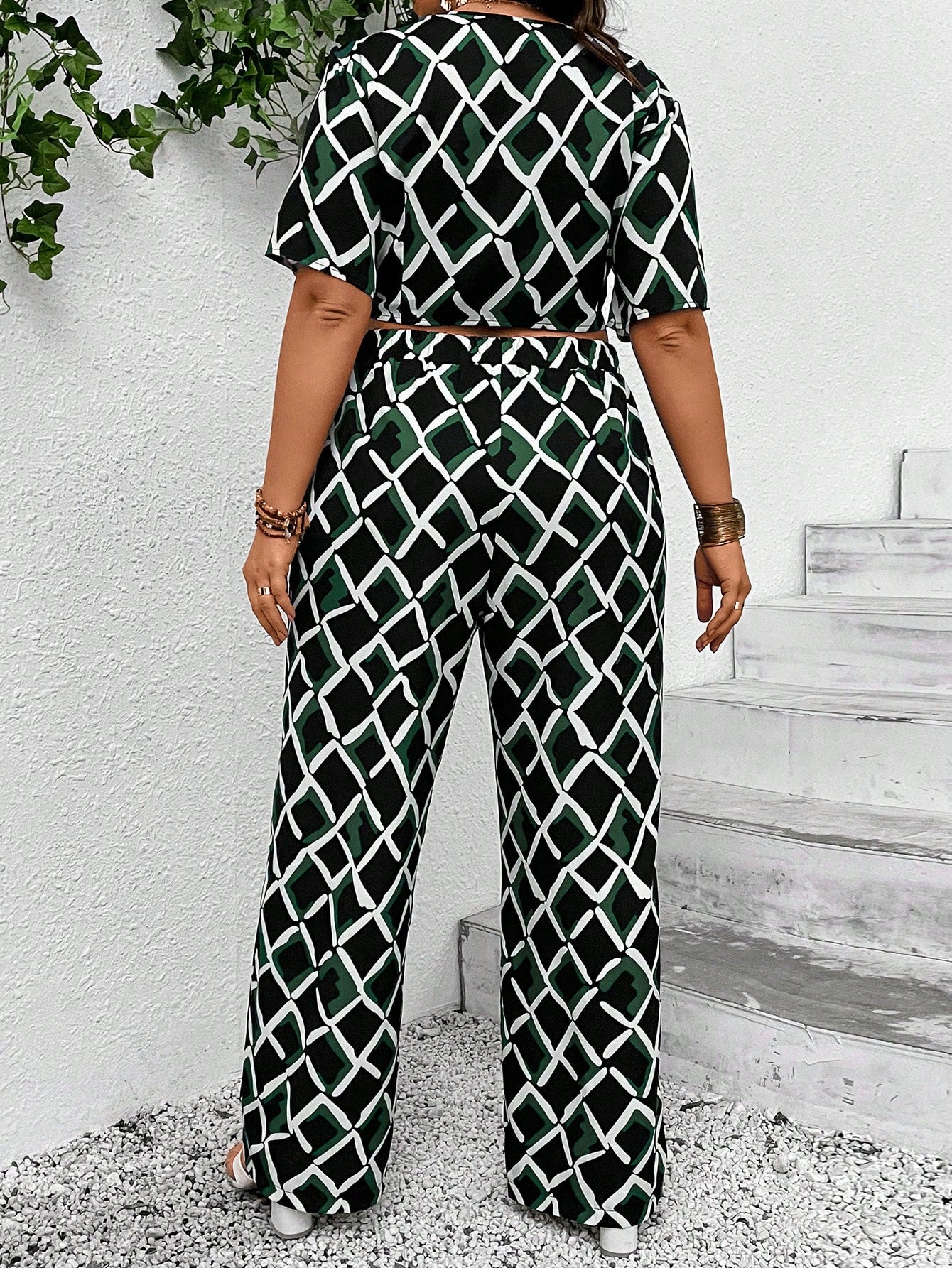 Plus Geo Print Knot Hem Crop Top Wide Leg Pants