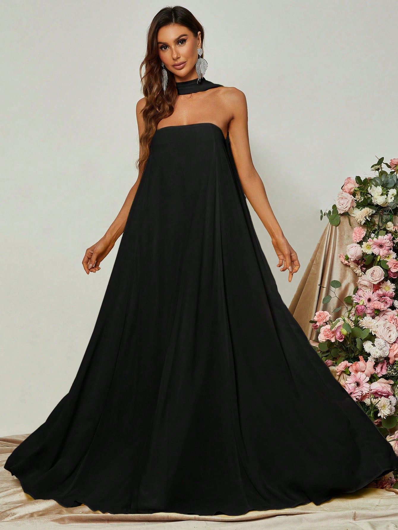 Choker Neck Backless Maxi Formal Dress