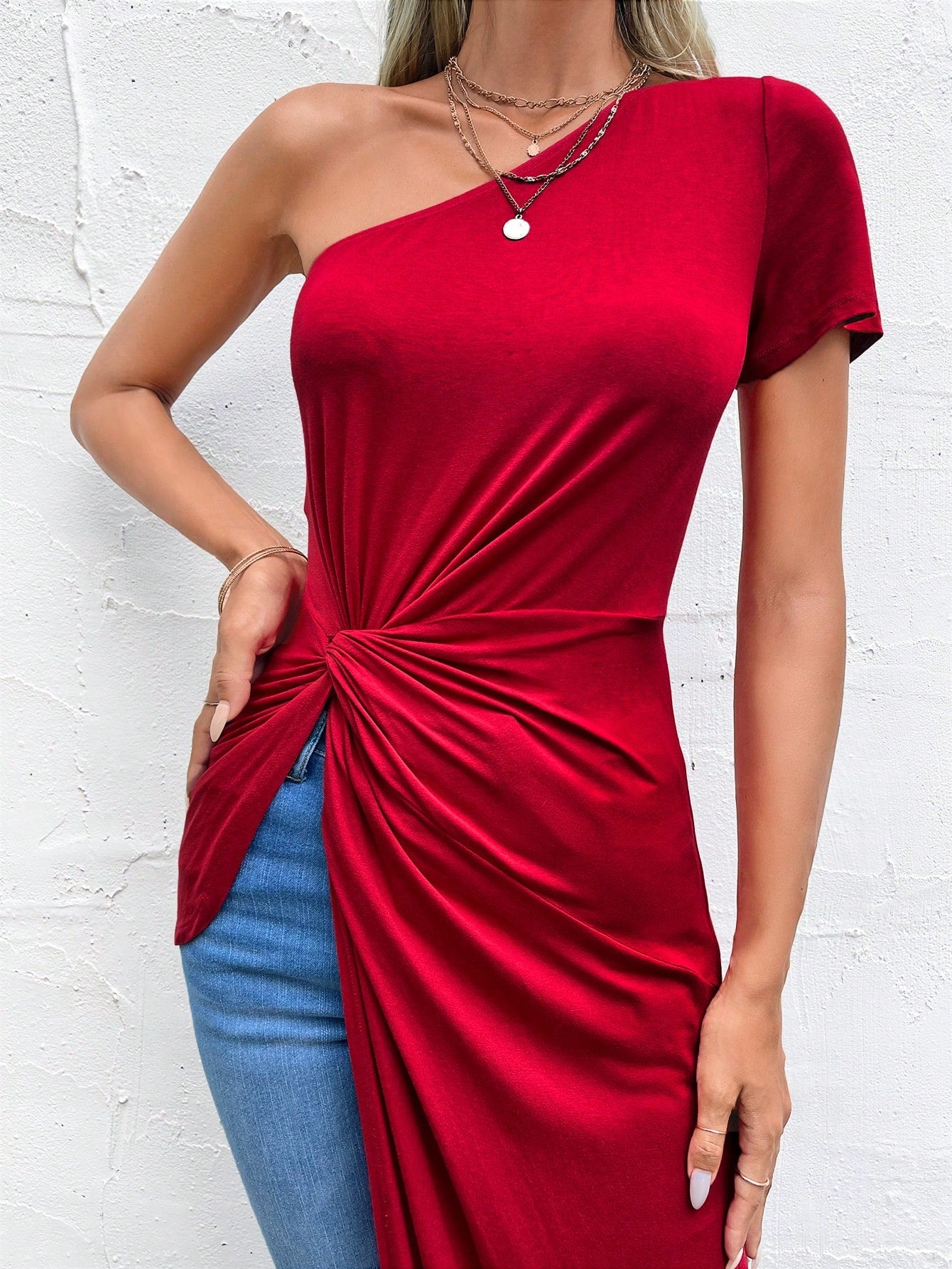 One Shoulder Twist Asymmetrical Hem Tee