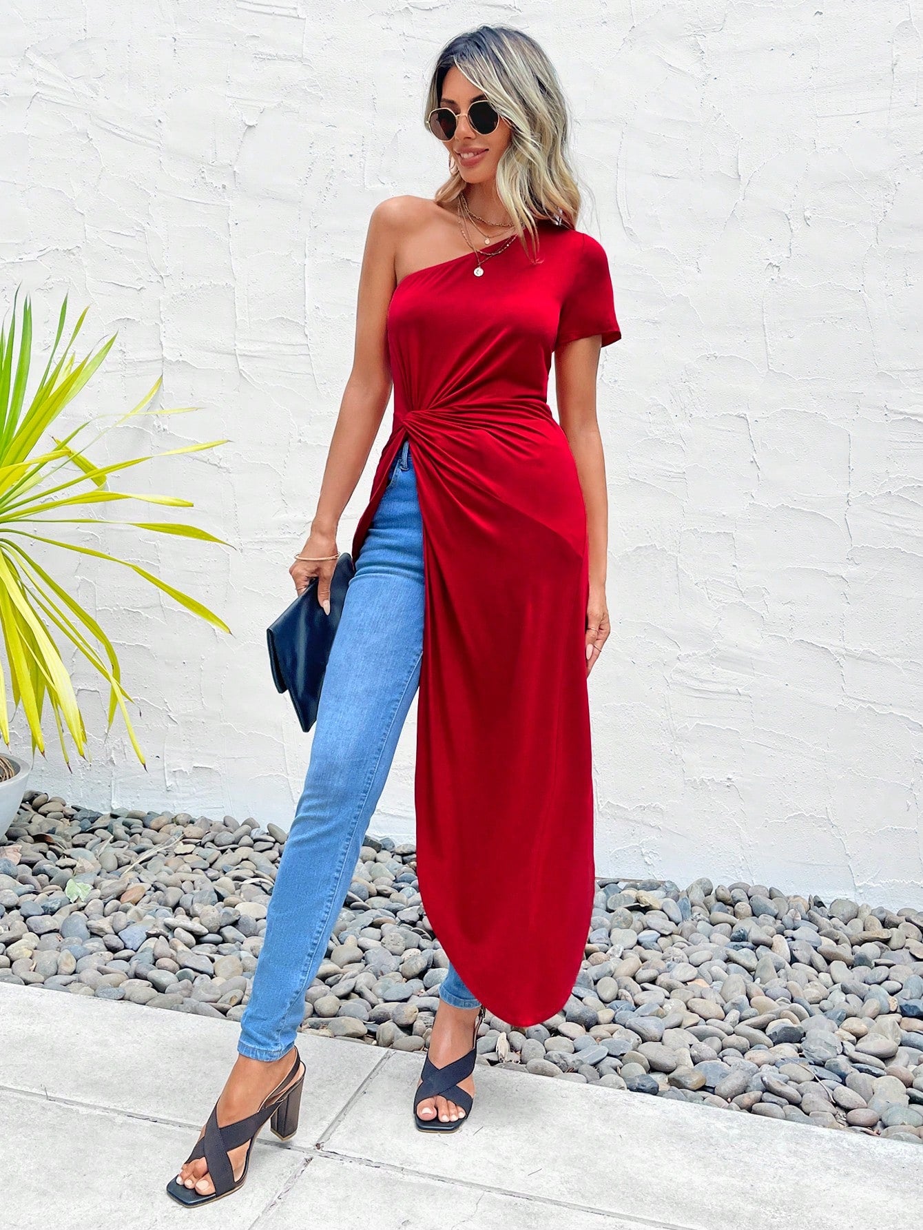 One Shoulder Twist Asymmetrical Hem Tee