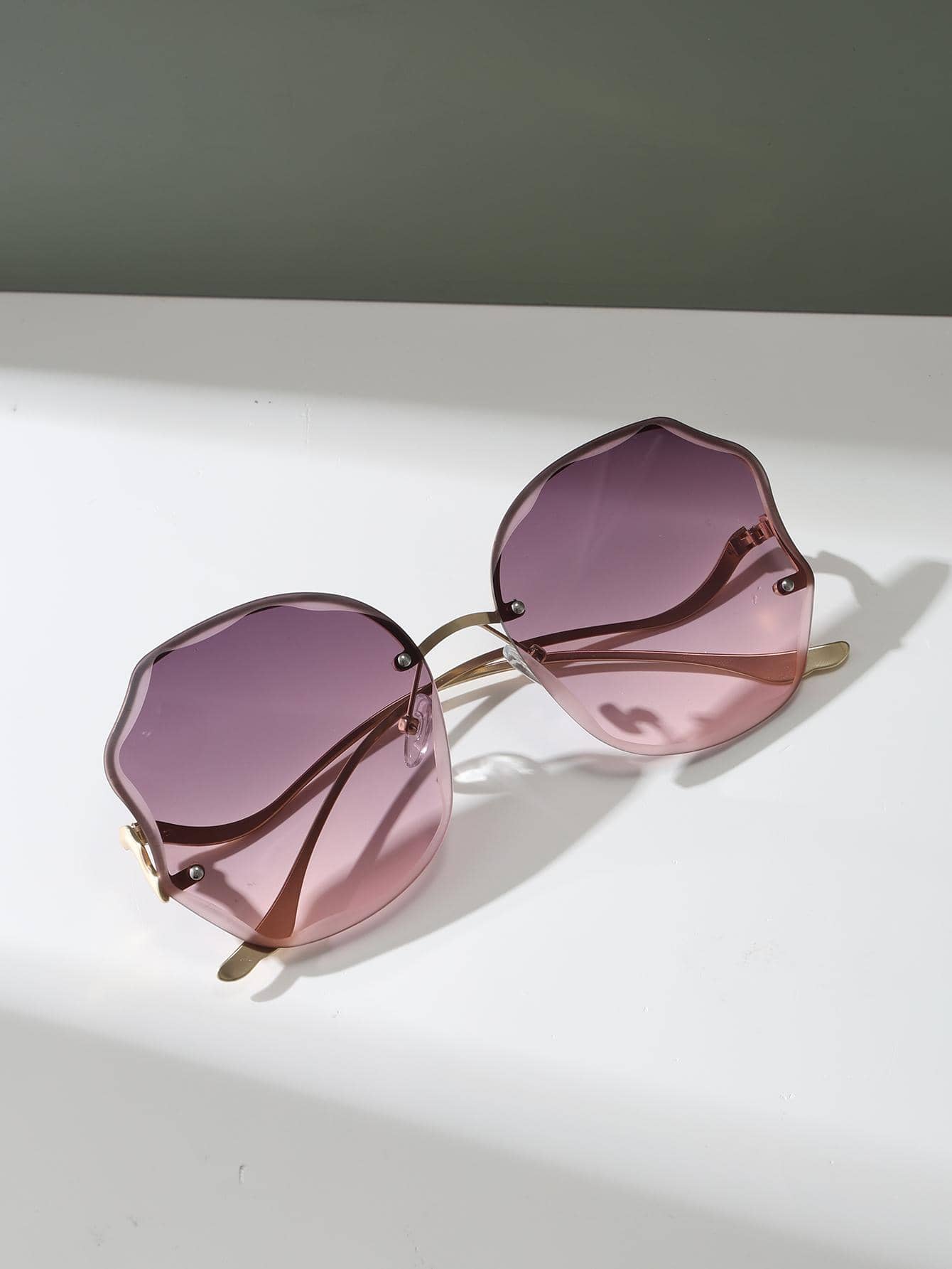 1 pair Rimless Fashion Sunglasses