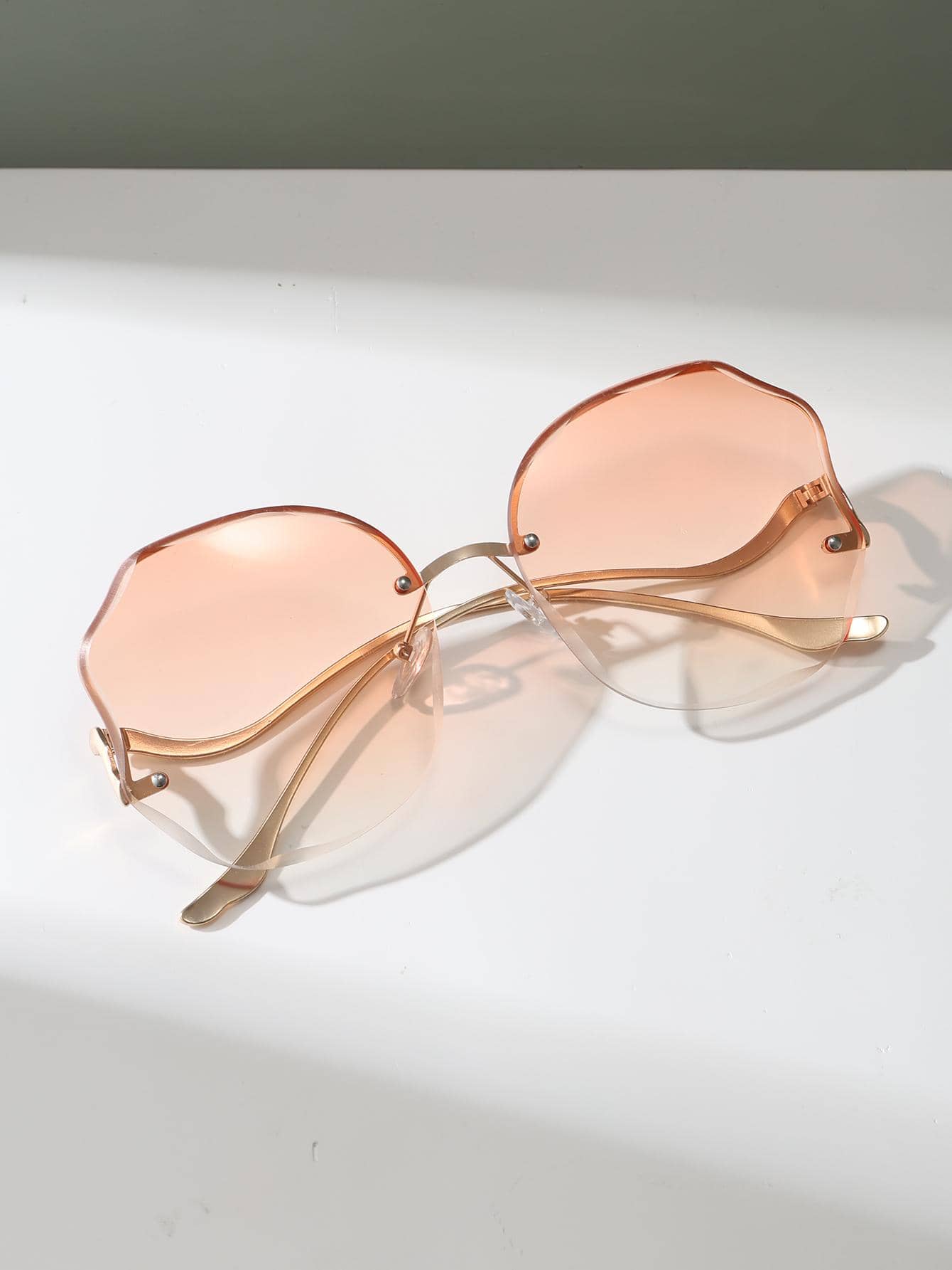 1 pair Rimless Fashion Sunglasses