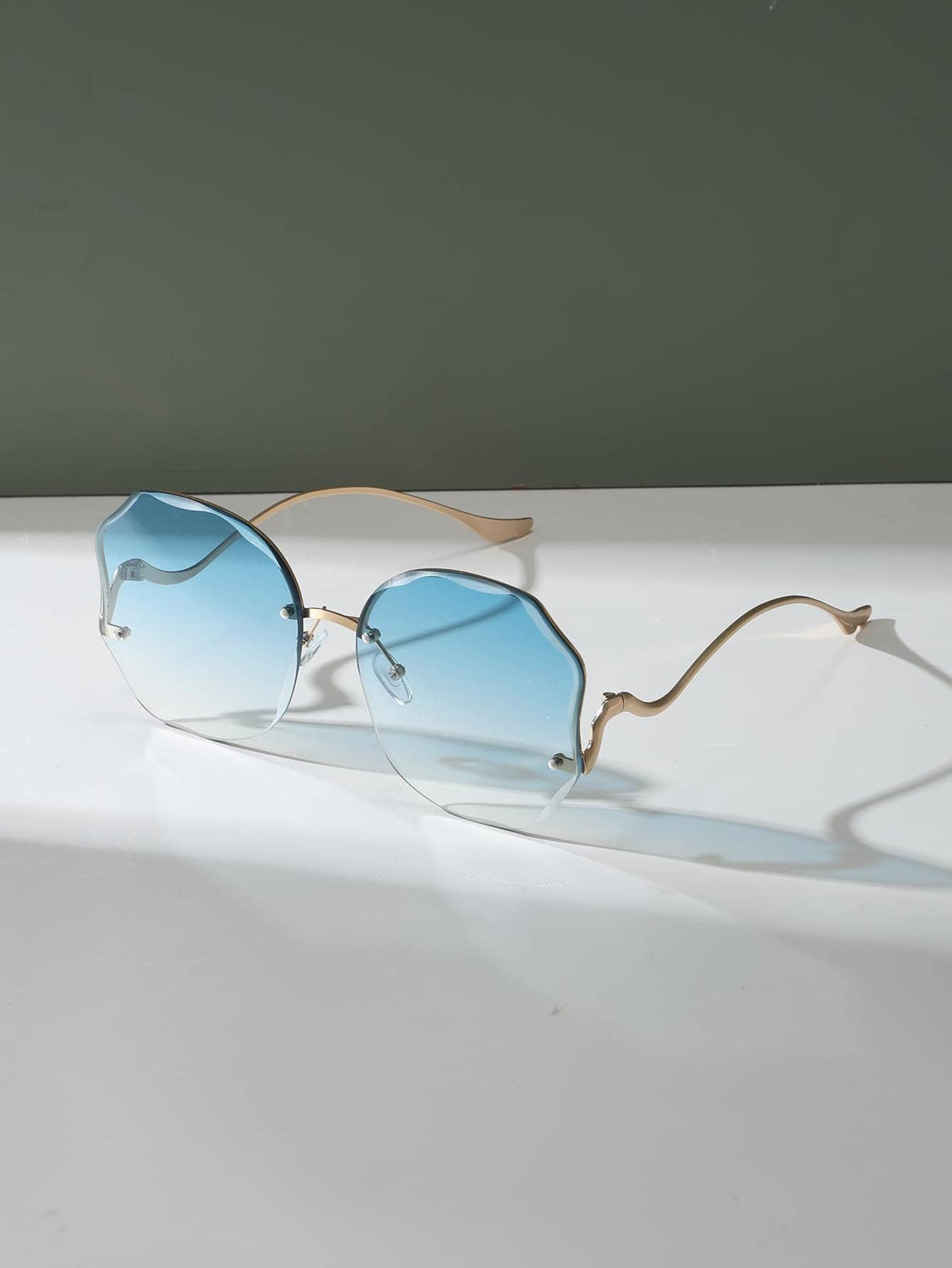 1 pair Rimless Fashion Sunglasses