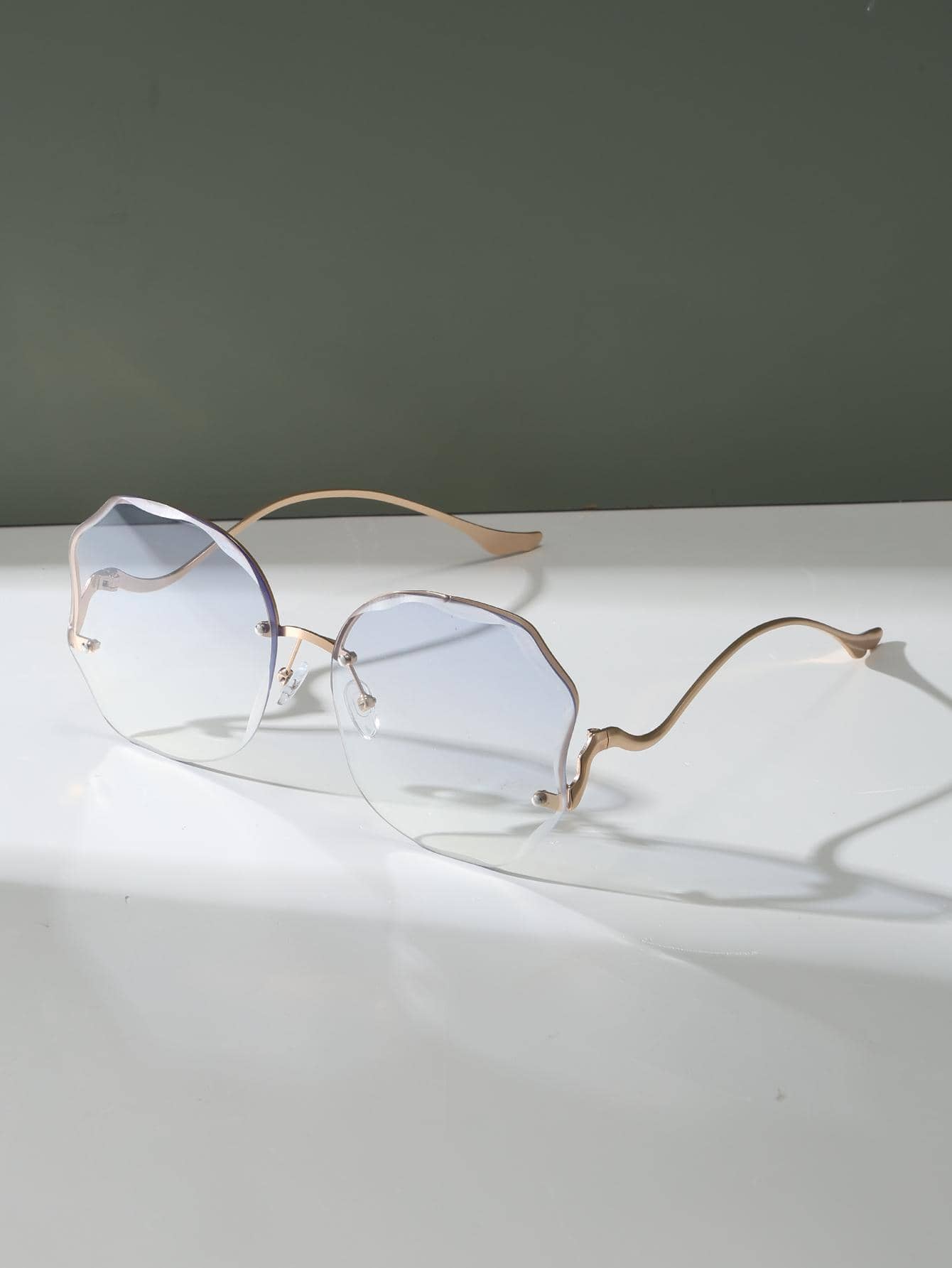 1 pair Rimless Fashion Sunglasses