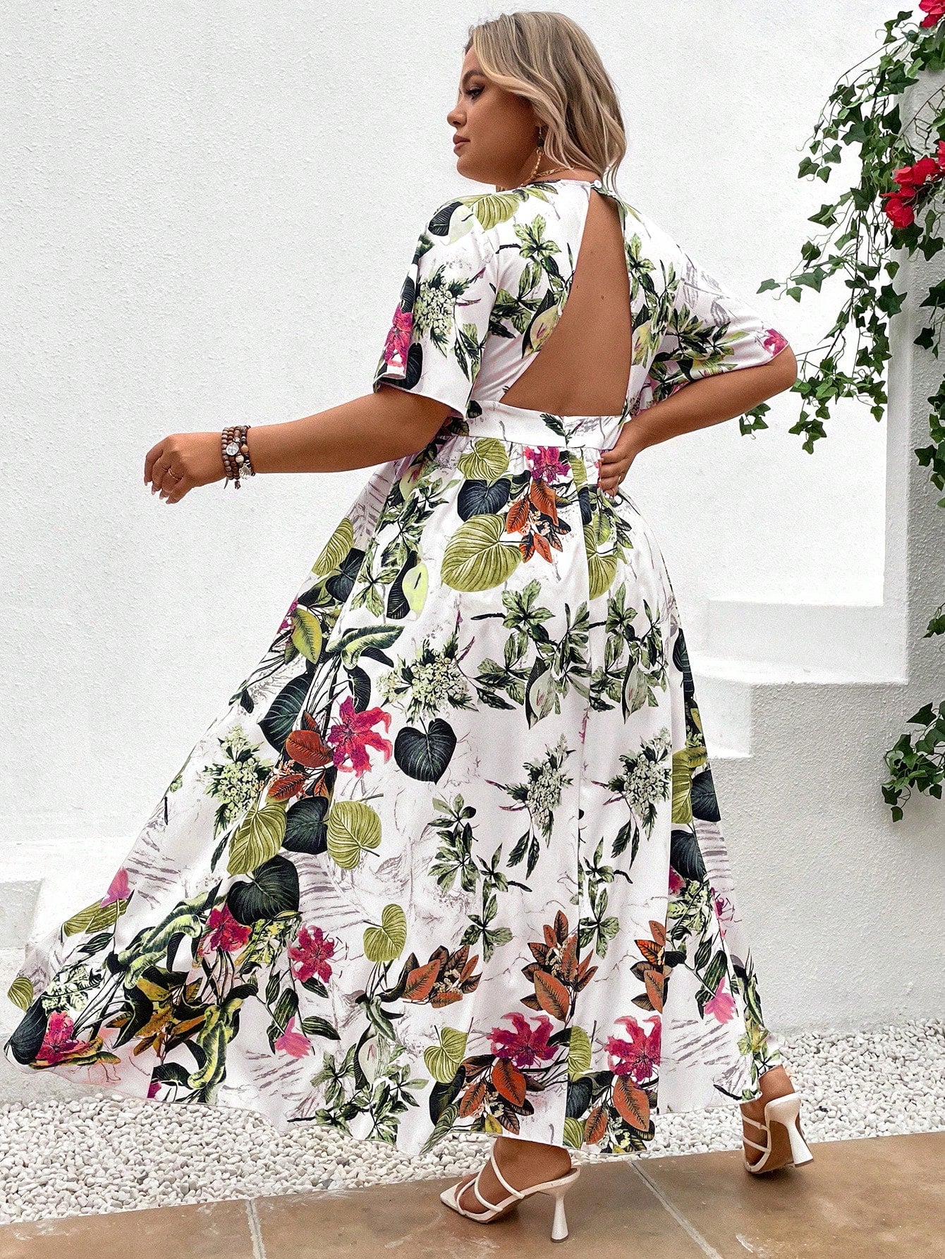 Plus Tropical Print Plunging Neck Fold over Romper