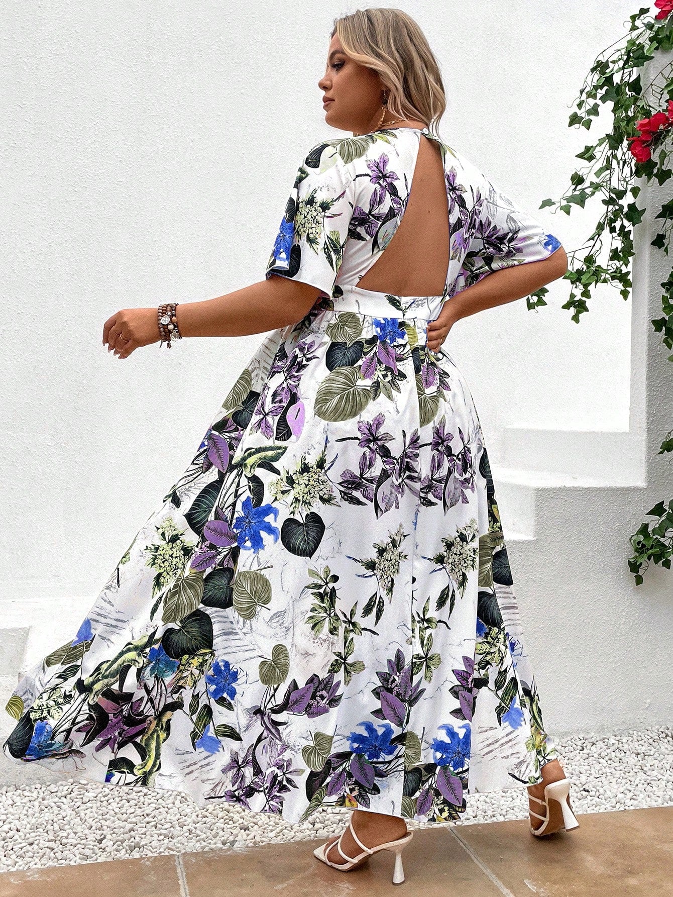 Plus Tropical Print Plunging Neck Fold over Romper