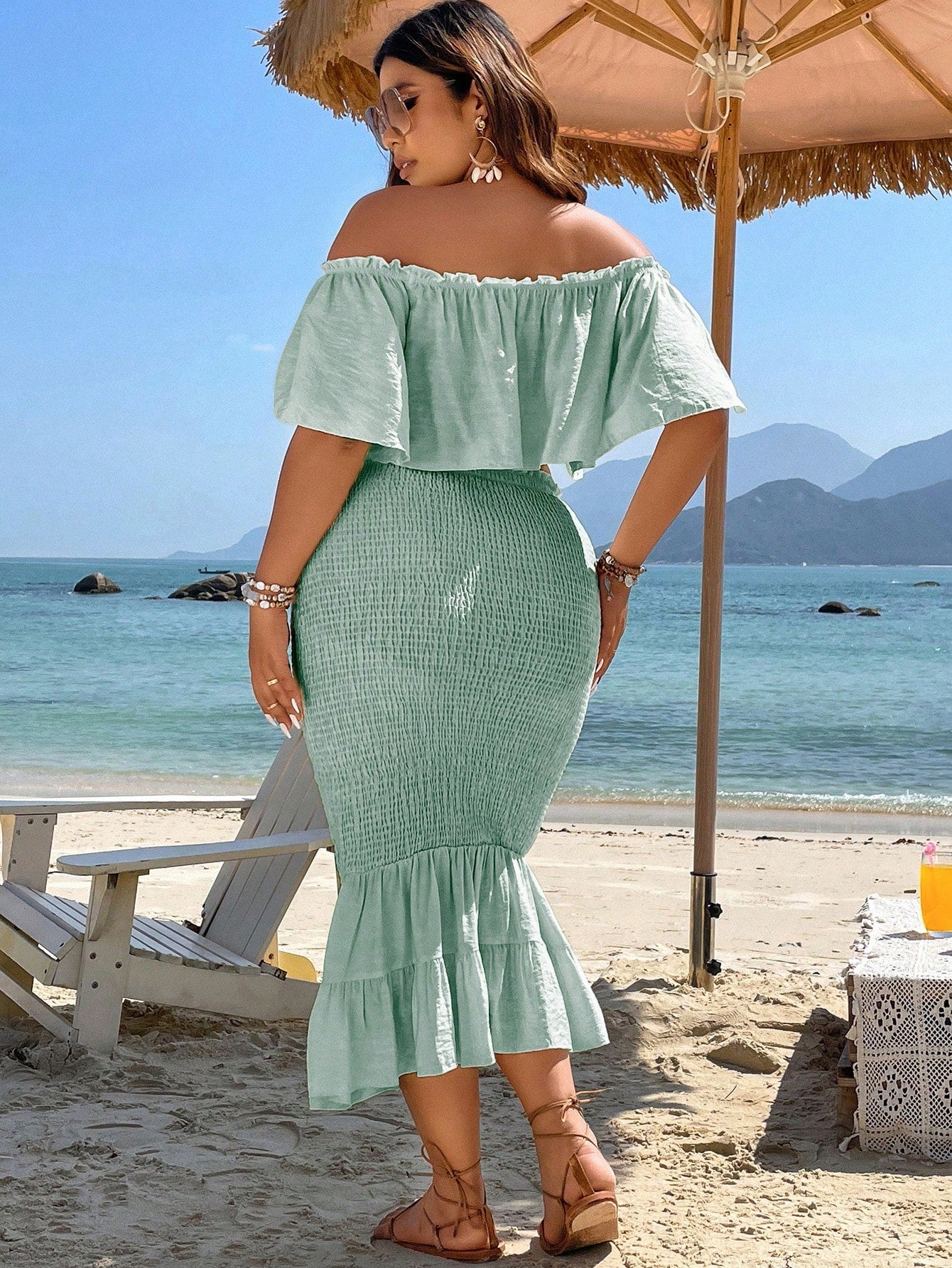 Plus Off Shoulder Crop Top Mermaid Hem Skirt