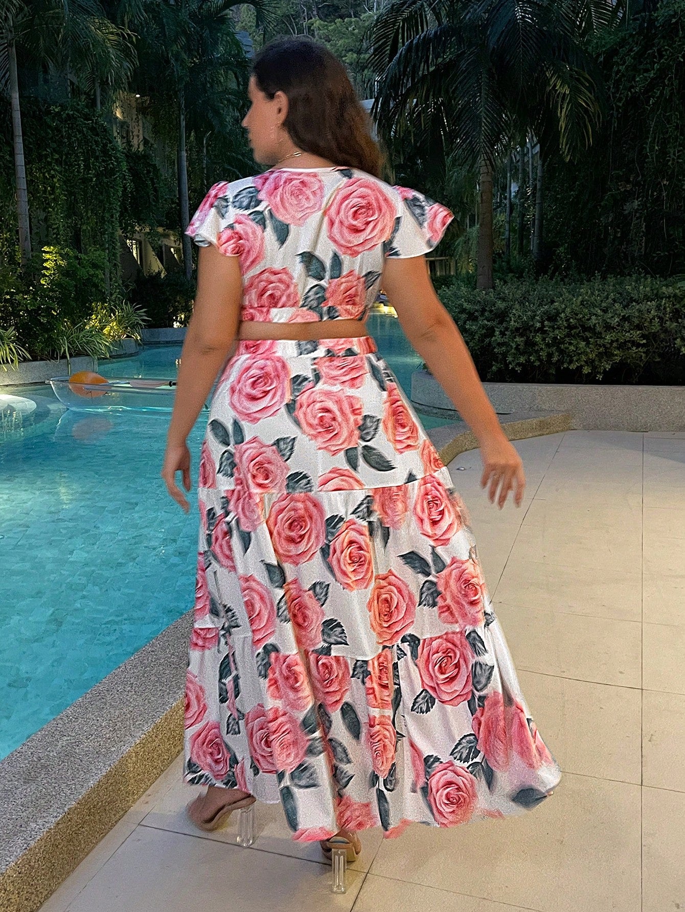 Plus Floral Print Butterfly Sleeve Crop Top Ruffle Hem Skirt
