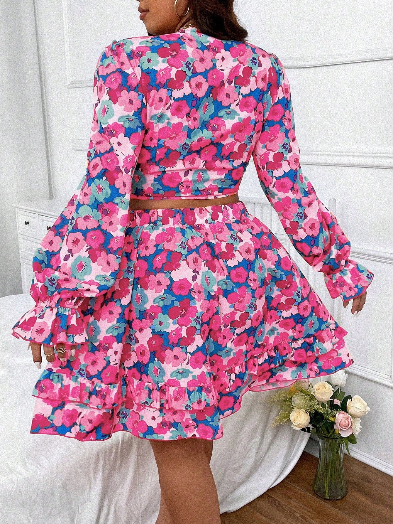 Plus All Over Floral Print Flounce Sleeve Knot Front Crop Top Ruffle Hem Skirt