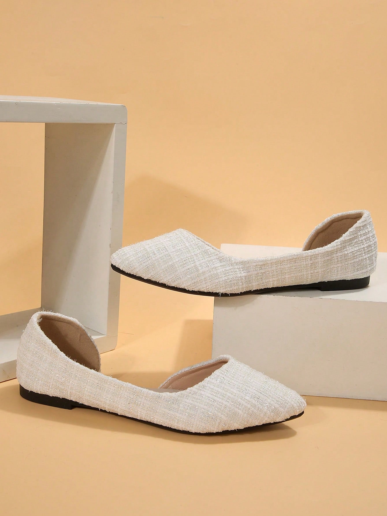 Fashionable Women's Flat Shoes
