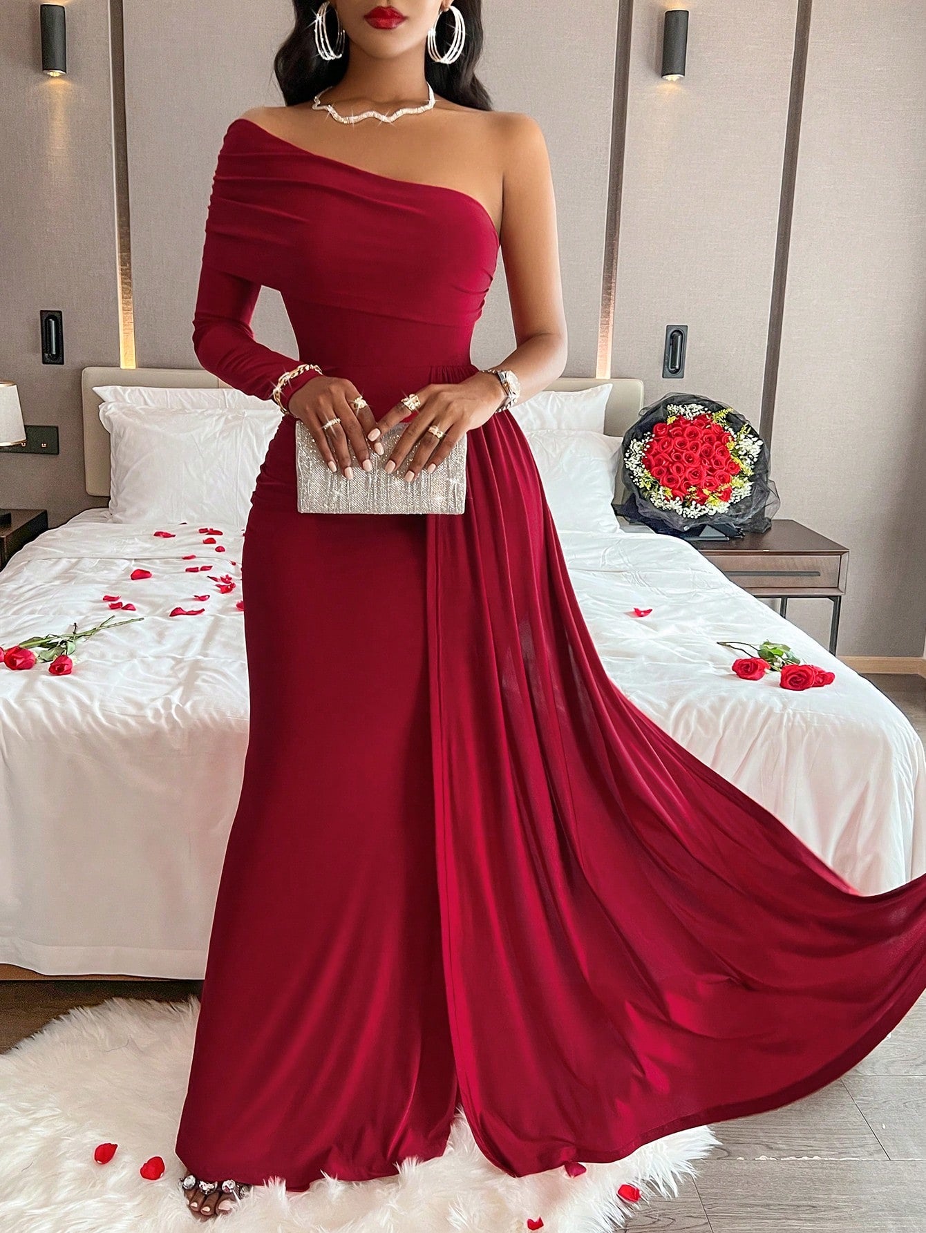 Elegant One Shoulder Long Sleeve Dress