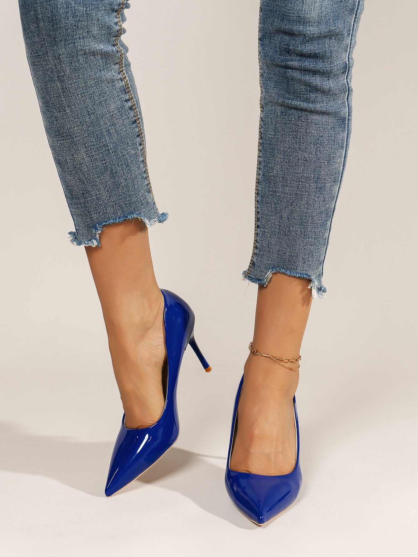 Stylish Pointed Toe Pumps