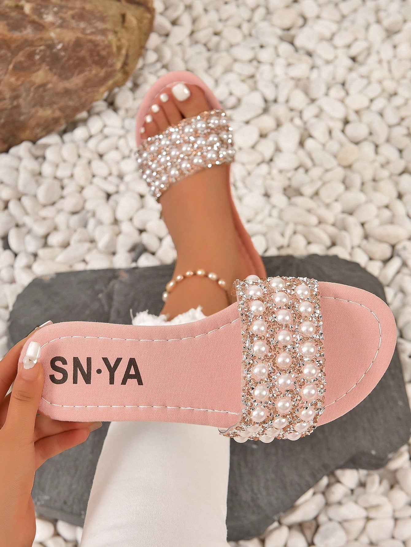 Flat Sandals With Rhinestone & Faux Pearl