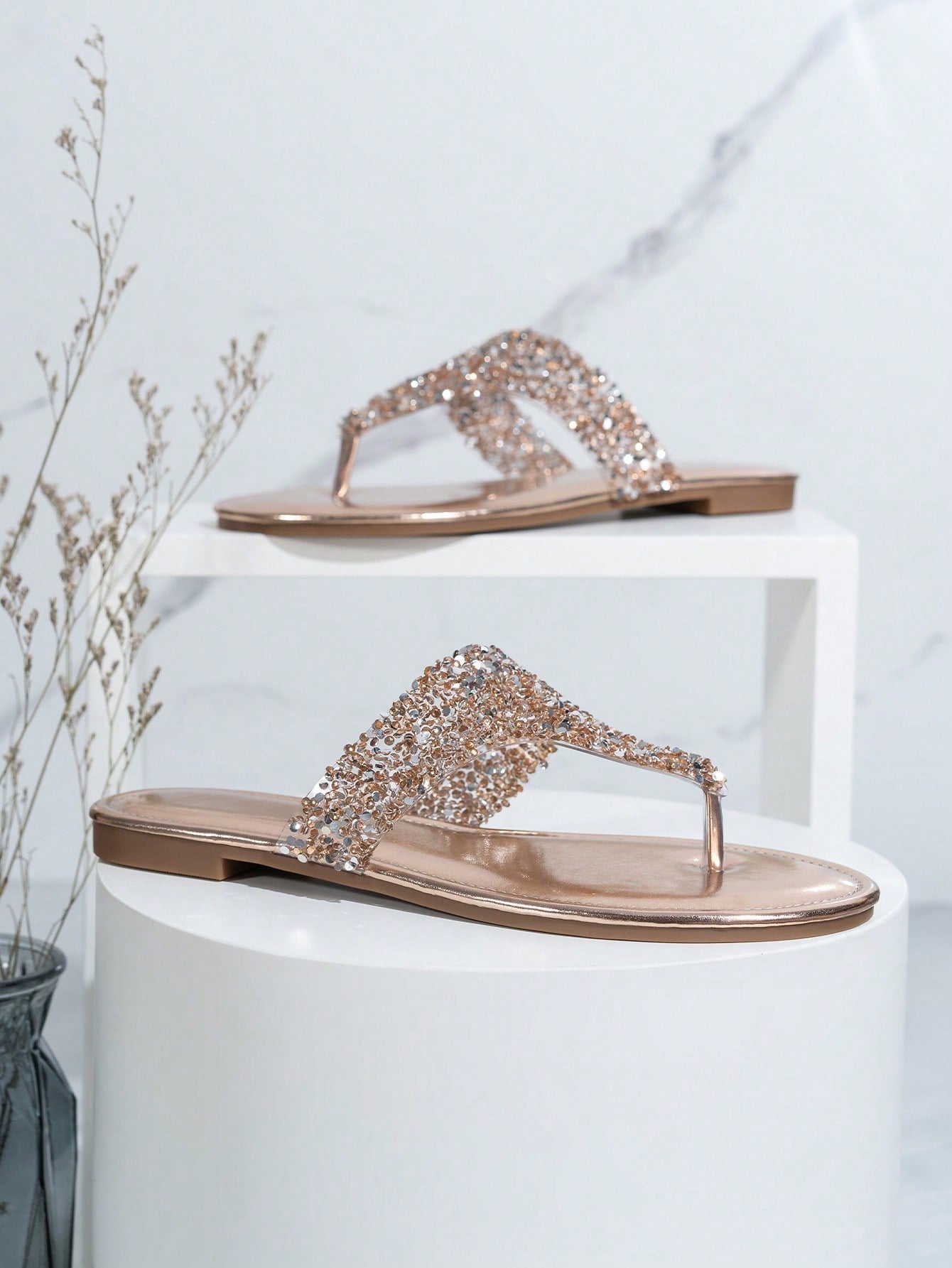 Elegant Glass Diamond Decorated Women's Casual Flat Sandals