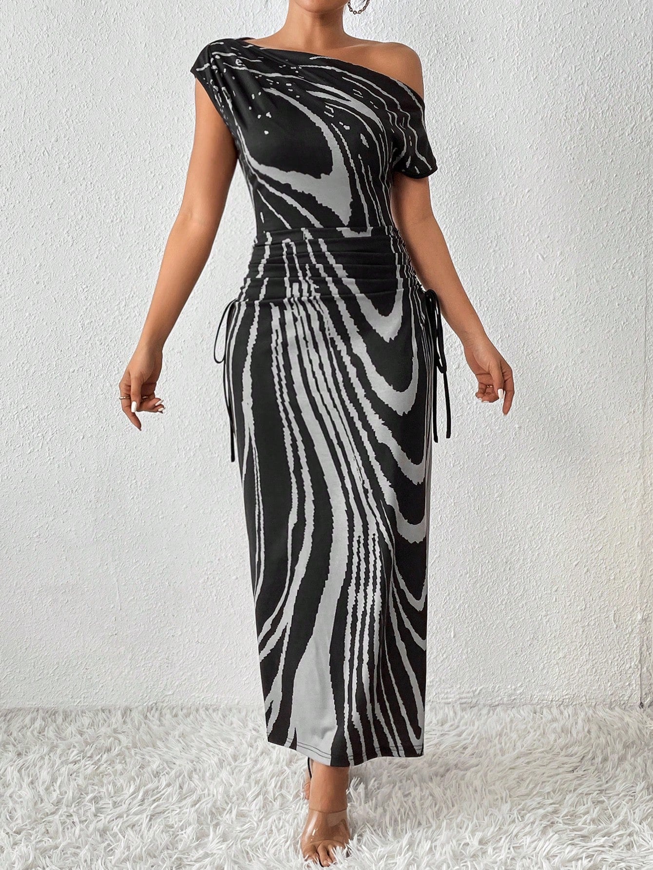 Privé Ladies' Slim Fit Asymmetrical Neckline Printed Dress