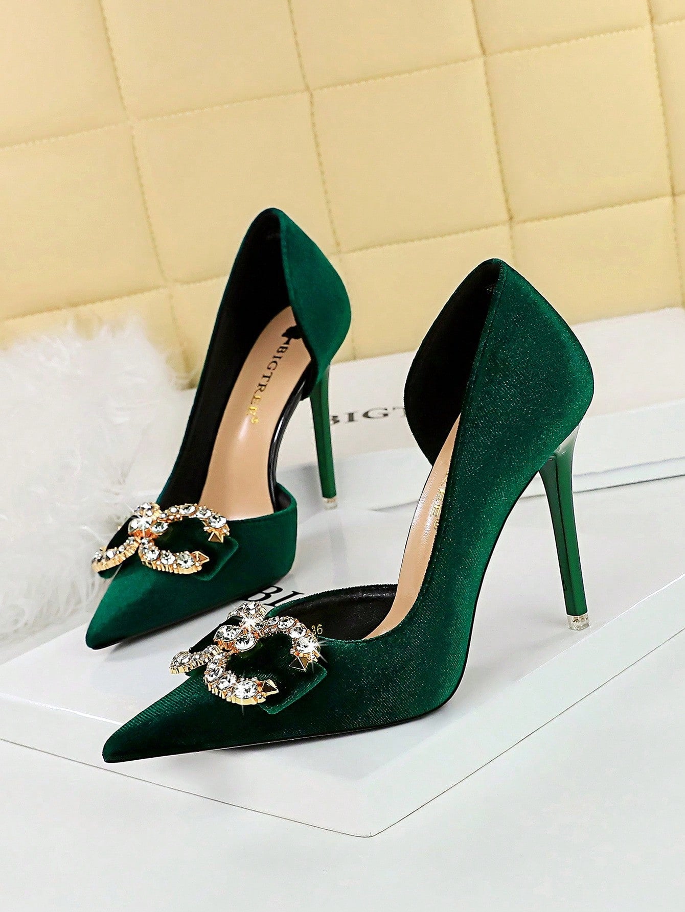 Party High Heels, Thin Heels, Shallow Mouth, Pointed Toe, Hollow Out, Plus Velvet, Rhinestone Buckle, Bow-knot, Single Shoe