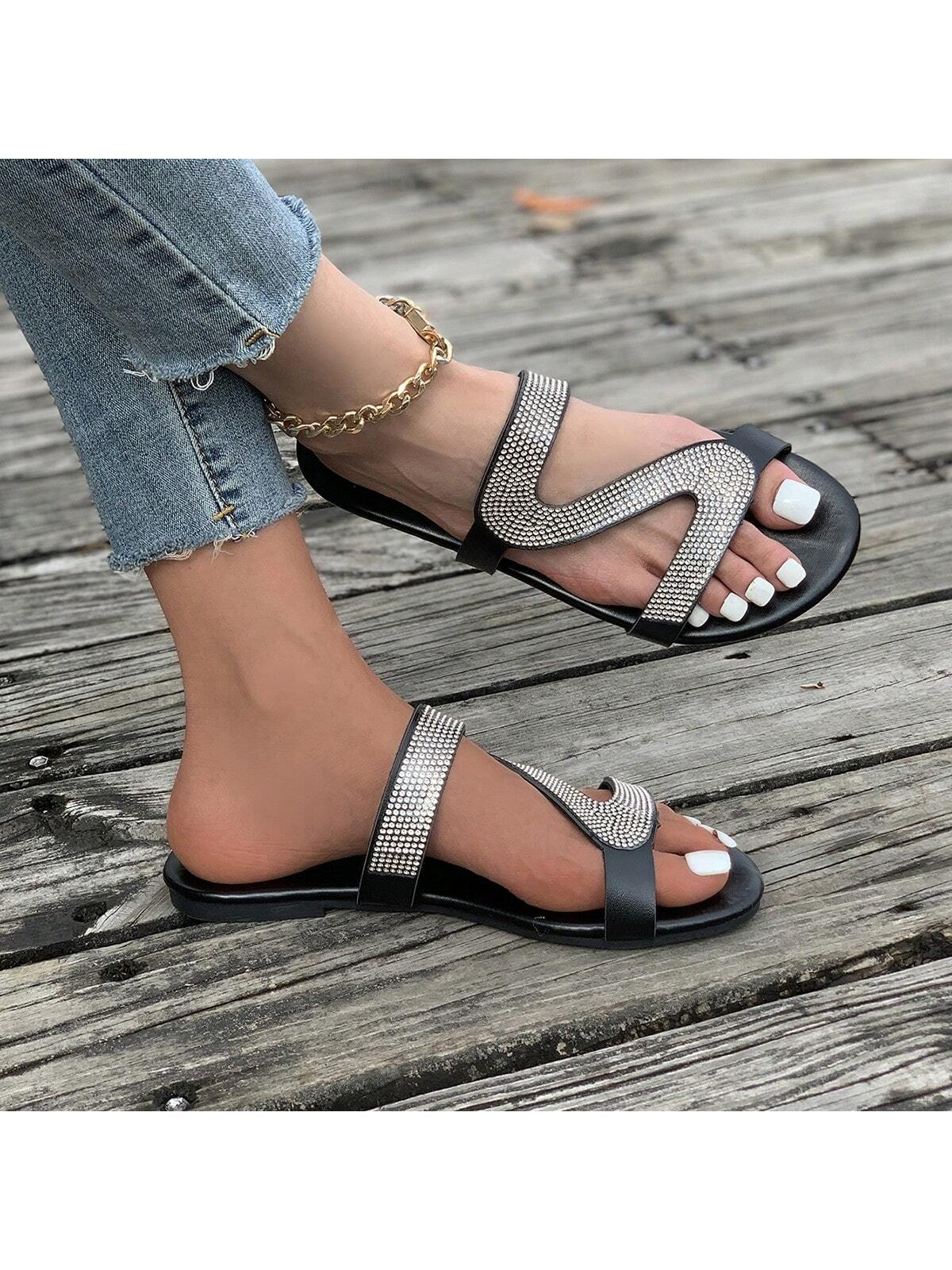 Rhinestone Flat Bottom Slippers Women Summer Beach Sandals Sex Angle Clip Toe Casual Outdoor Slip Ons Silver