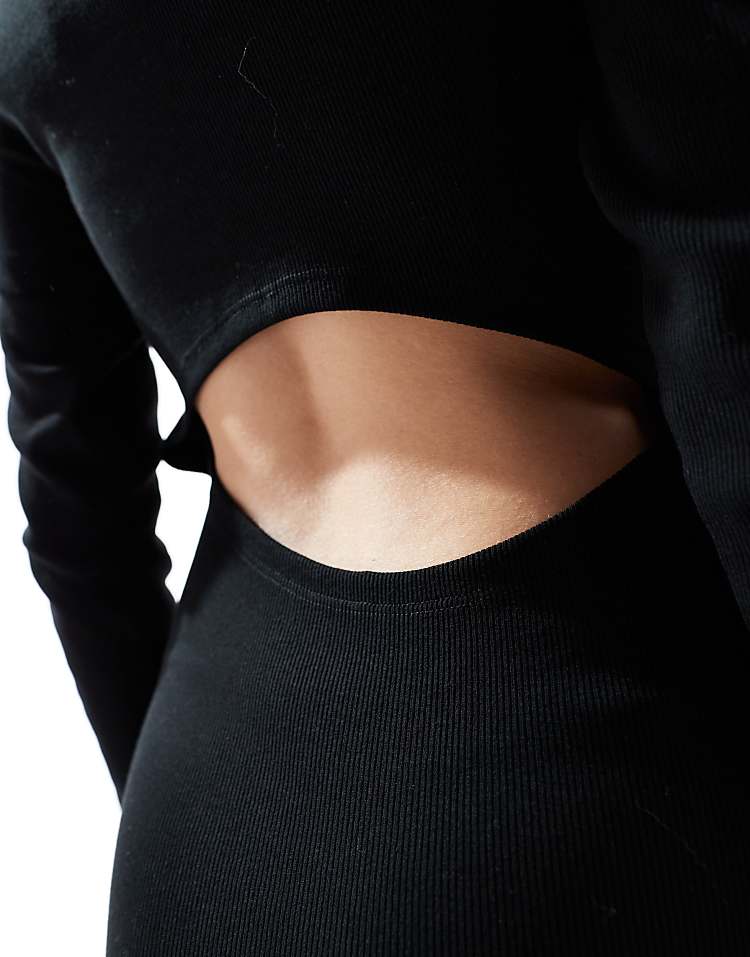 https://images.asos-media.com/products/asos-design-ribbed-long-sleeve-high-neck-batwing-maxi-dress-in-black/206911250-3?$n_750w$&wid=750&fit=constrain