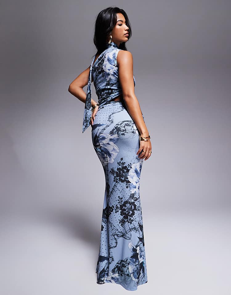 https://images.asos-media.com/products/asos-design-sleeveless-high-neck-maxi-dress-in-blue-floral-print/207281724-4?$n_750w$&wid=750&fit=constrain
