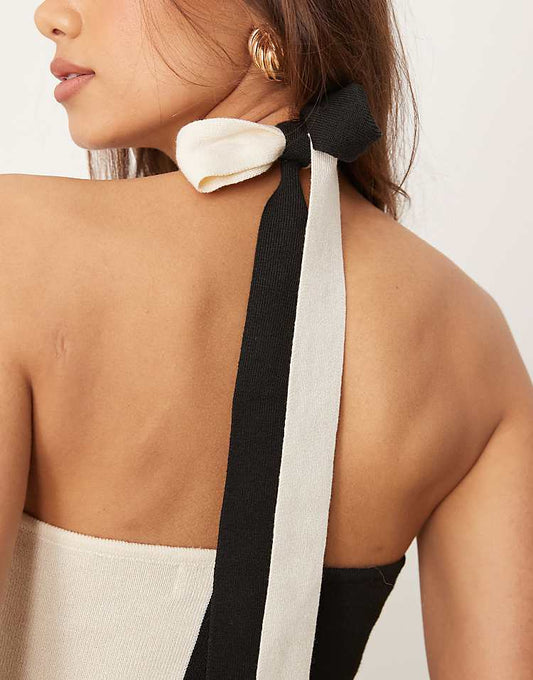 https://images.asos-media.com/products/pretty-lavish-contrast-knit-maxi-dress-in-black-and-cream/207666820-2?$n_750w$&wid=750&fit=constrain
