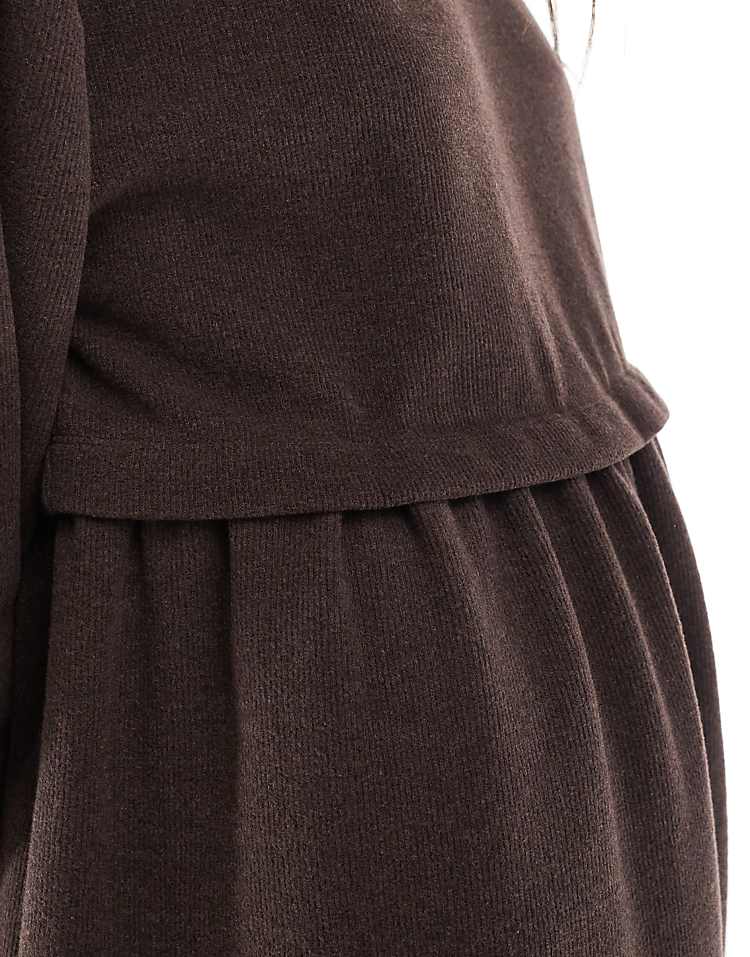 https://images.asos-media.com/products/miss-selfridge-soft-rib-smock-dress-in-chocolate/207920552-2?$n_750w$&wid=750&fit=constrain