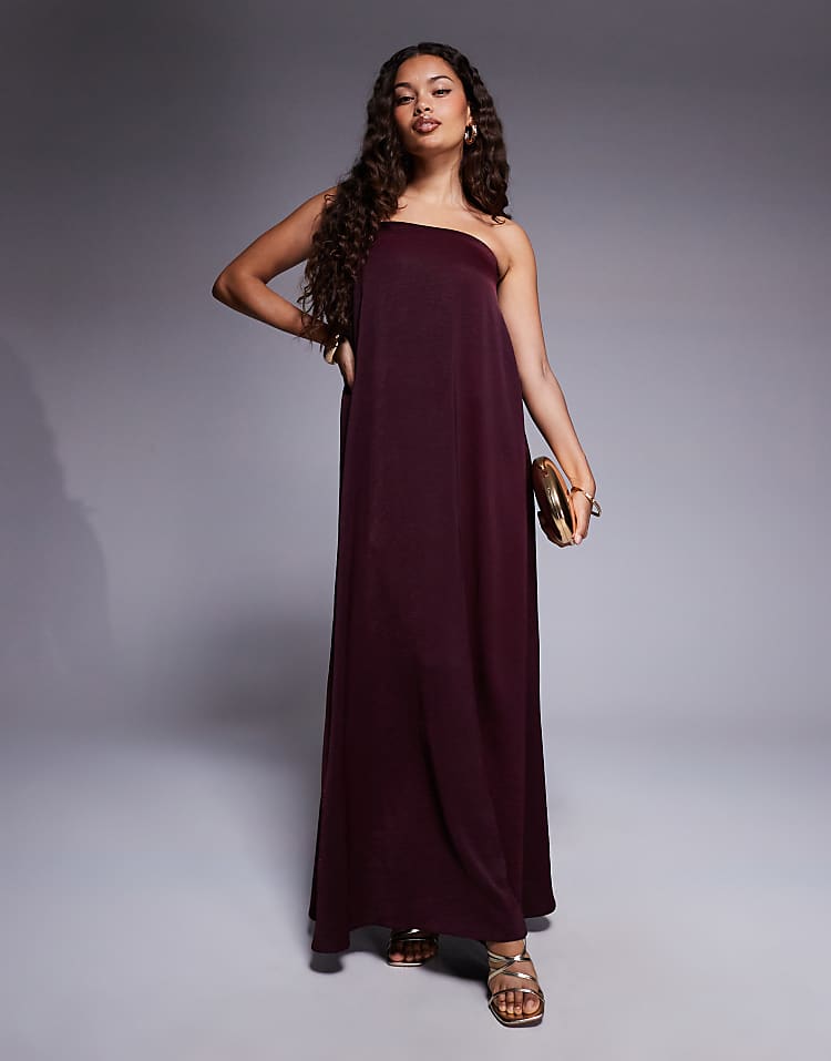 https://images.asos-media.com/products/asos-design-petite-bandeau-trapeze-satin-maxi-dress-in-burgundy/208424458-1-burgundy?$n_750w$&wid=750&fit=constrain