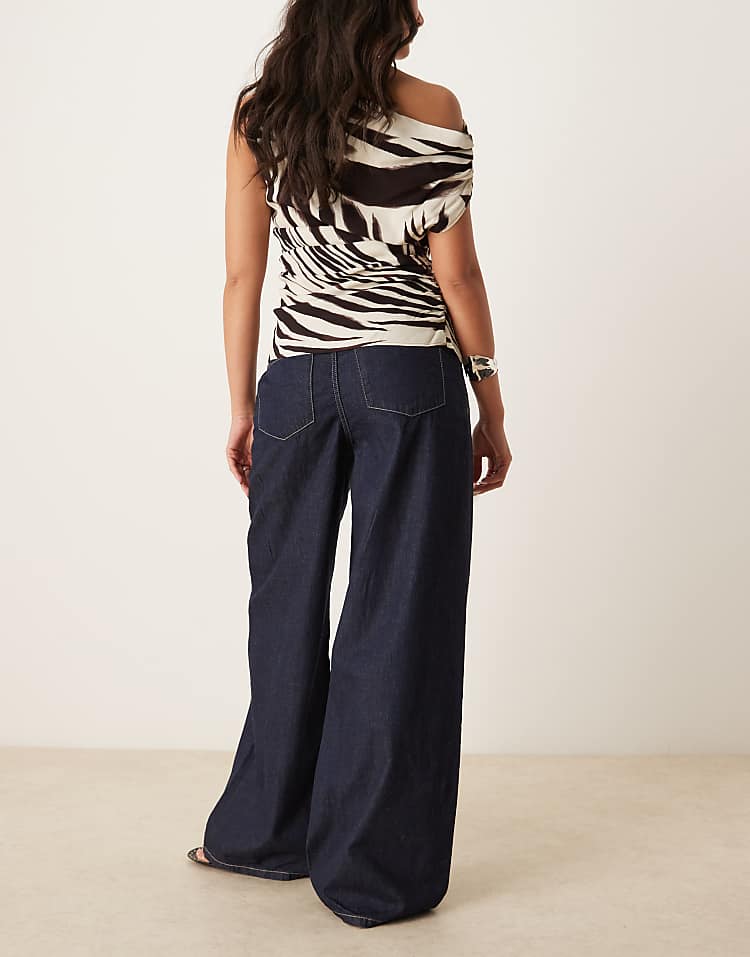 https://images.asos-media.com/products/mango-linen-mix-denim-look-elastic-waist-wide-leg-pants-in-dark-blue/208483360-4?$n_750w$&wid=750&fit=constrain
