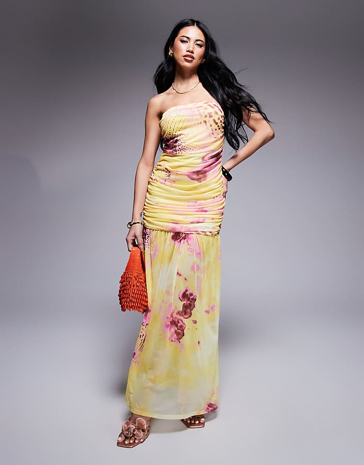 https://images.asos-media.com/products/asos-design-ruched-bandeau-maxi-dress-with-dropped-waist-in-yellow-floral-animal-print/208807589-1-floralanimalprint?$n_750w$&wid=750&fit=constrain