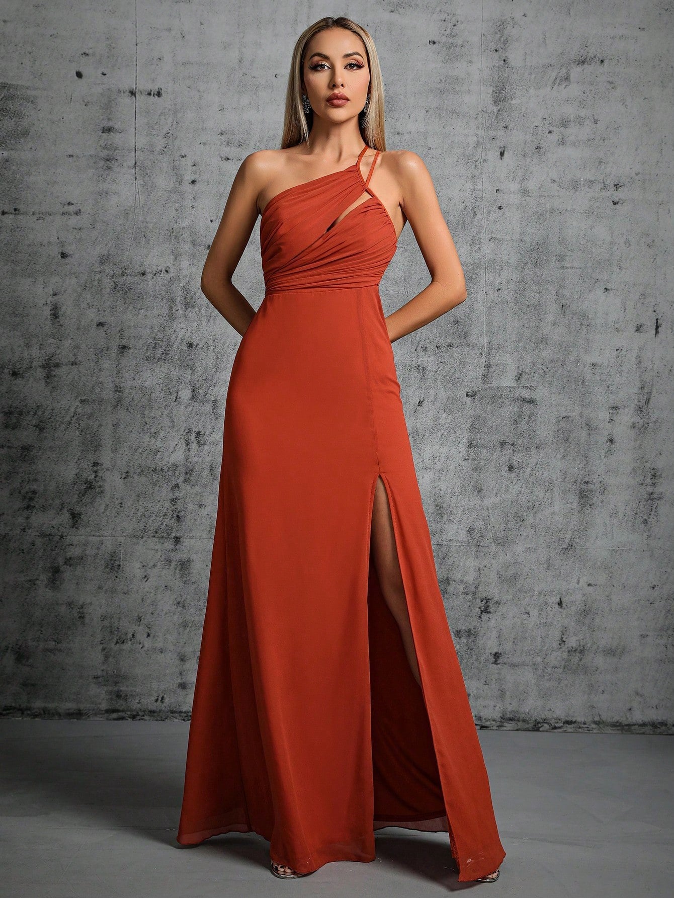 Elegant Wine-Red Slim Fit Slit Party Dress