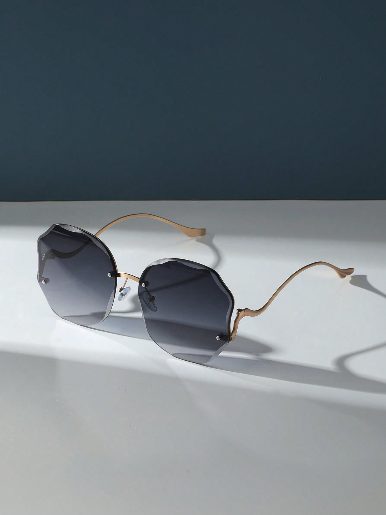 1 pair Rimless Fashion Sunglasses