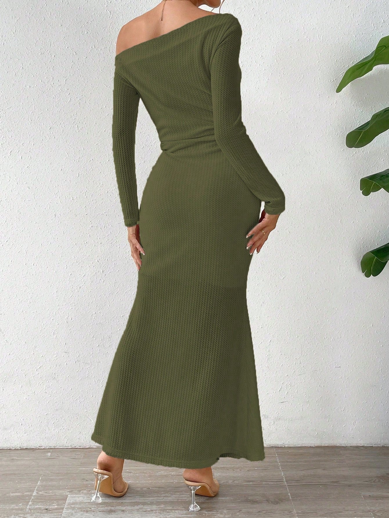 Women's Asymmetric Off Shoulder FishTail Dress