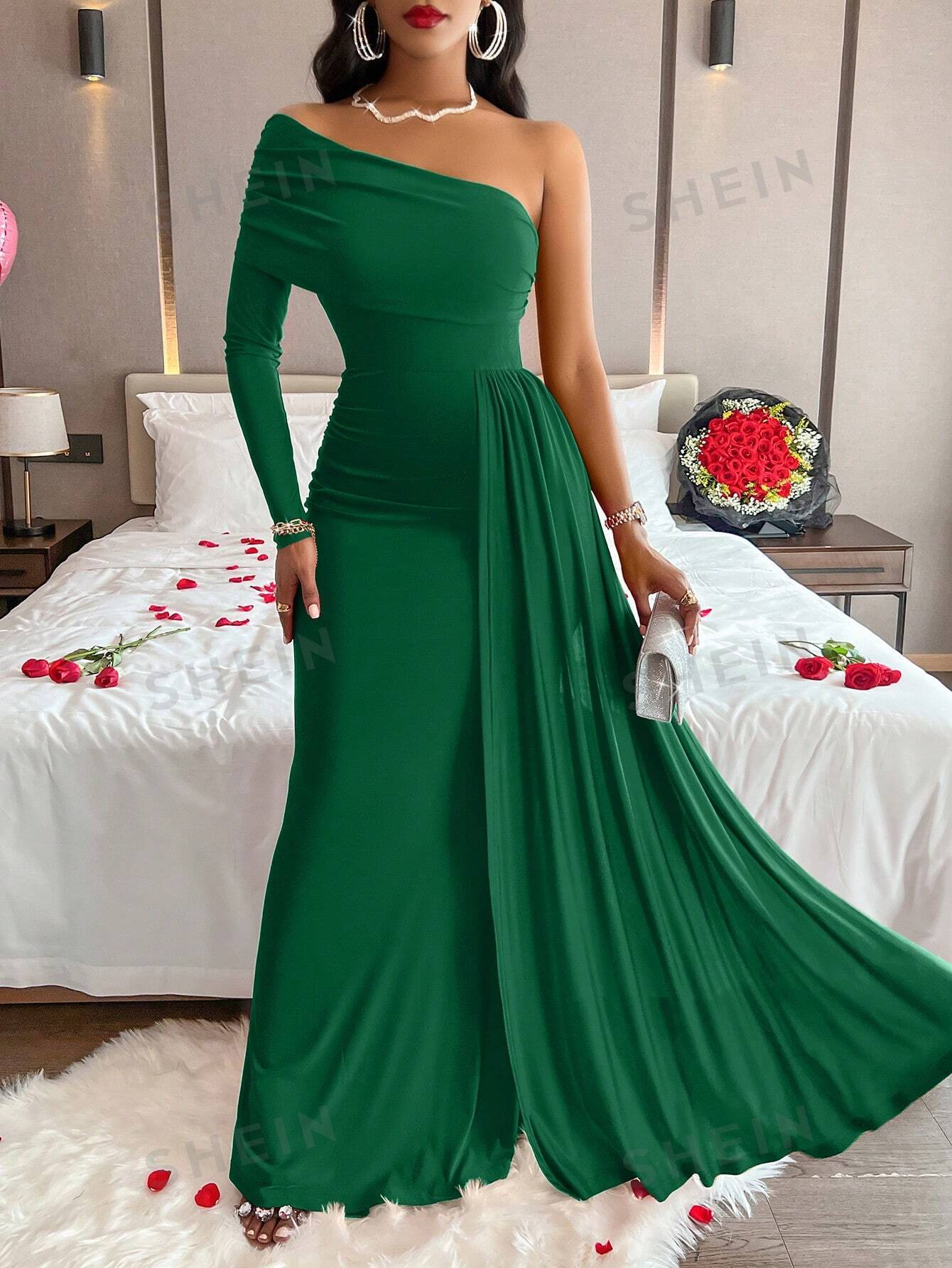 Oblique Shoulder Elegant Long Sleeve Dress